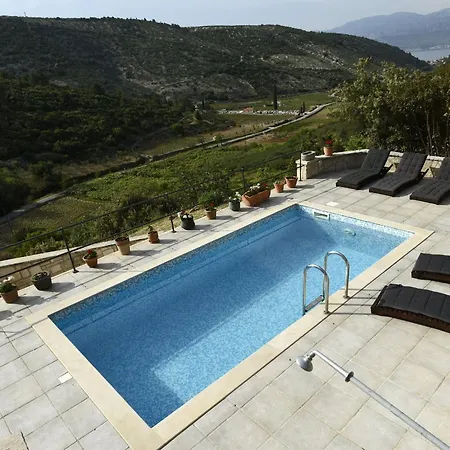 וילה Dol-three Bedroom With Pool *